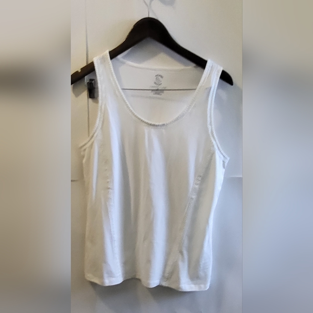 JUNIPER LIME, White Lace Trim Tank Top, Front Lace Details, Women's‎ Size M